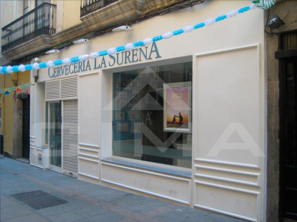 Adecuación cervecería 'La Sureña', en c General Esponza, en Cáceres