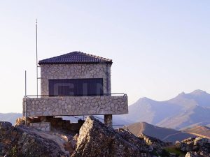 Torre de vigilancia contra incendios forestales en el T.M. de Cañamero